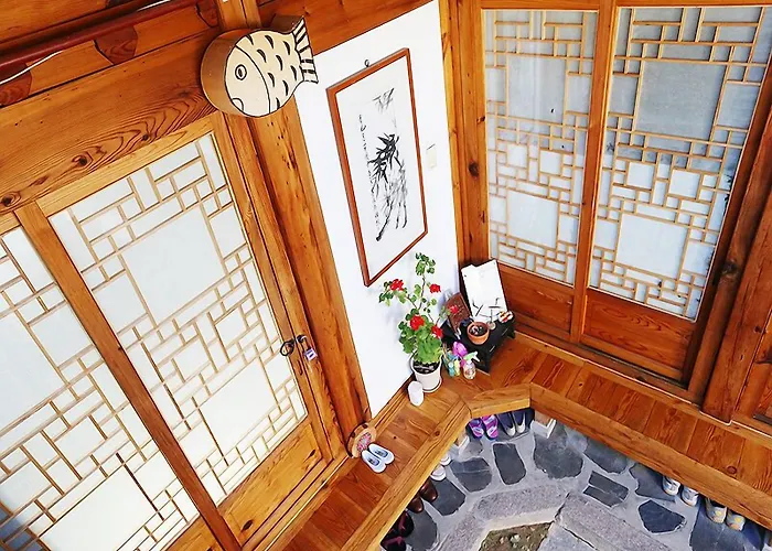 Inwoo Guesthouse Guest house Seoul